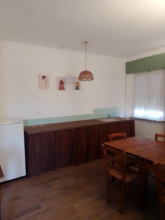 Casa Carducci Affittacamere Monteleto Eksteriør billede