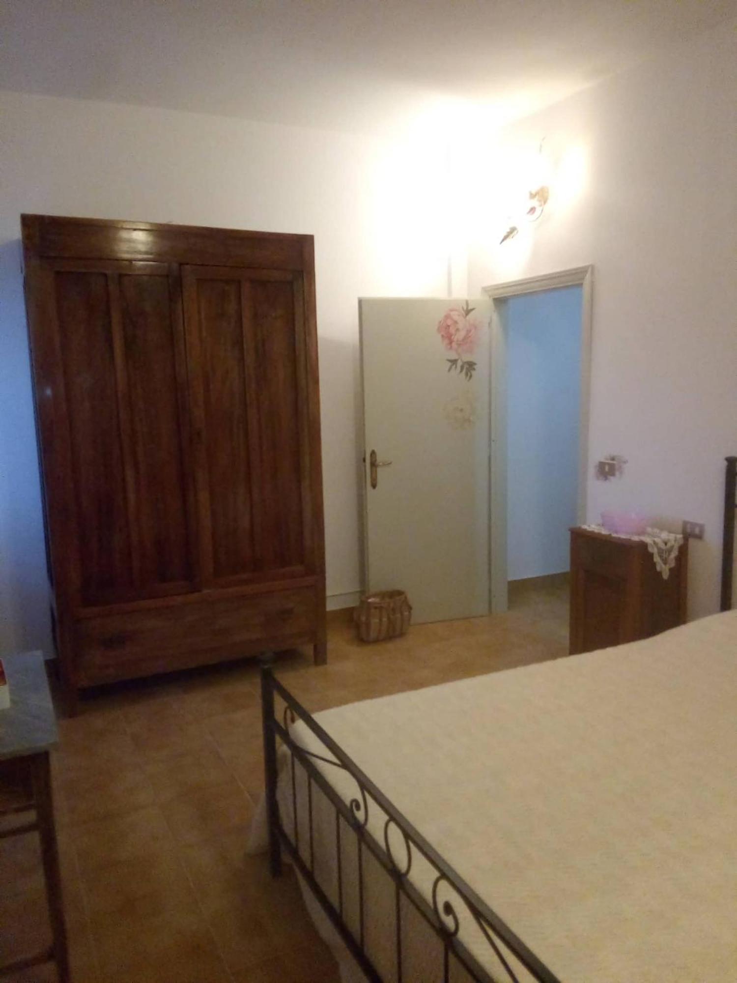 Casa Carducci Affittacamere Monteleto Eksteriør billede